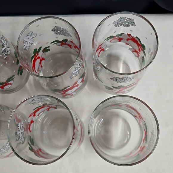 8 Vintage Christmas Glasses Luminarc USA Tumblers Packages Bows Snowflakes - Picture 7 of 16
